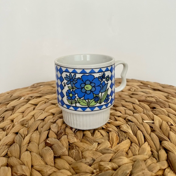 Vintage Stacking Mug - Picture 2 of 4